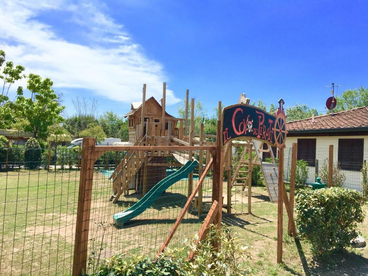 Chalets Tuscany Виареджо Экстерьер фото